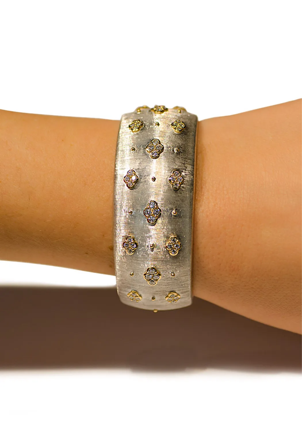 Buccellati Macri AB 18KWG Diamond Cuff Bracelet
