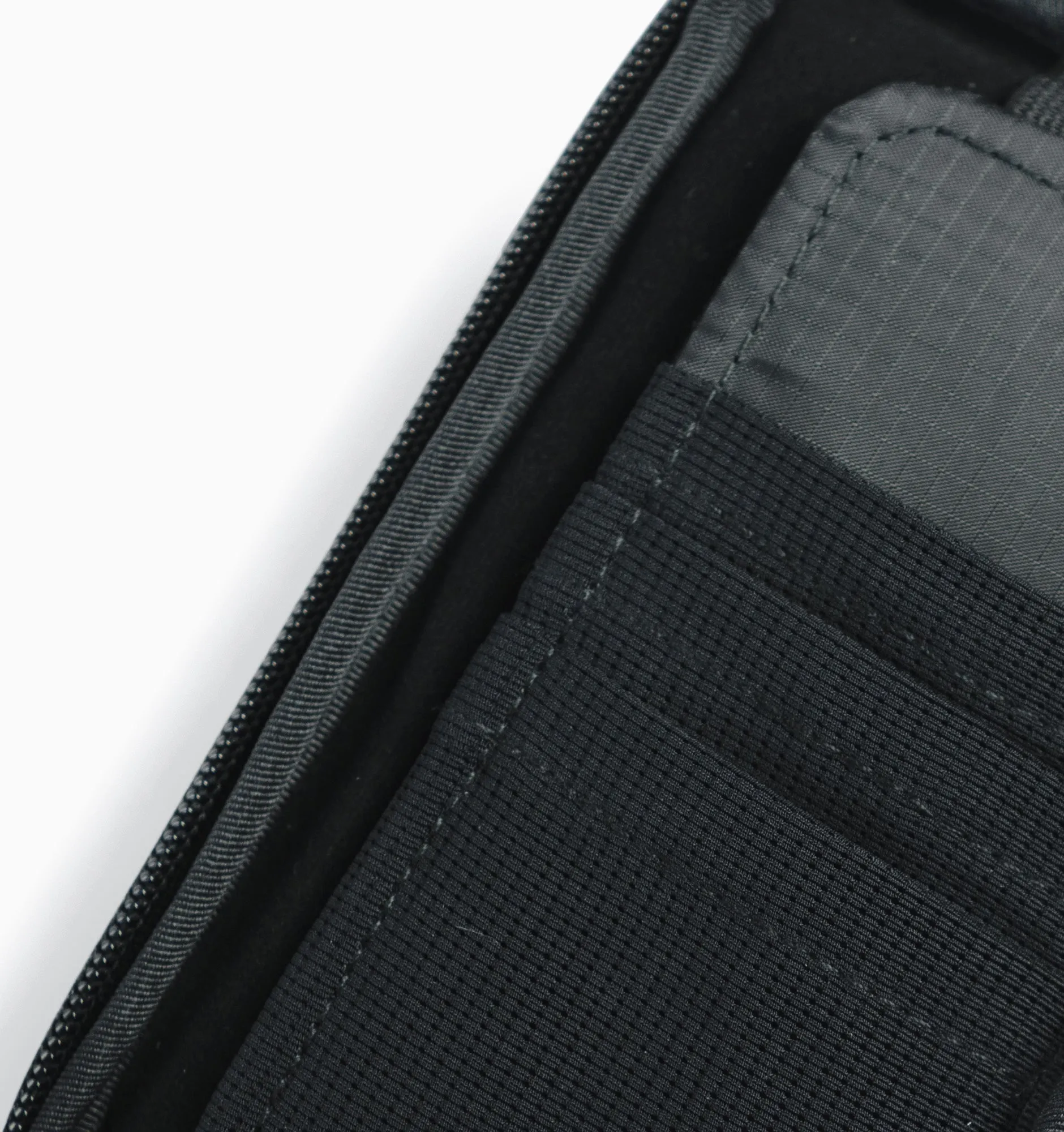 Life Behind Bars The Division - Quarter Pouch