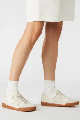 low top mesh sneaker